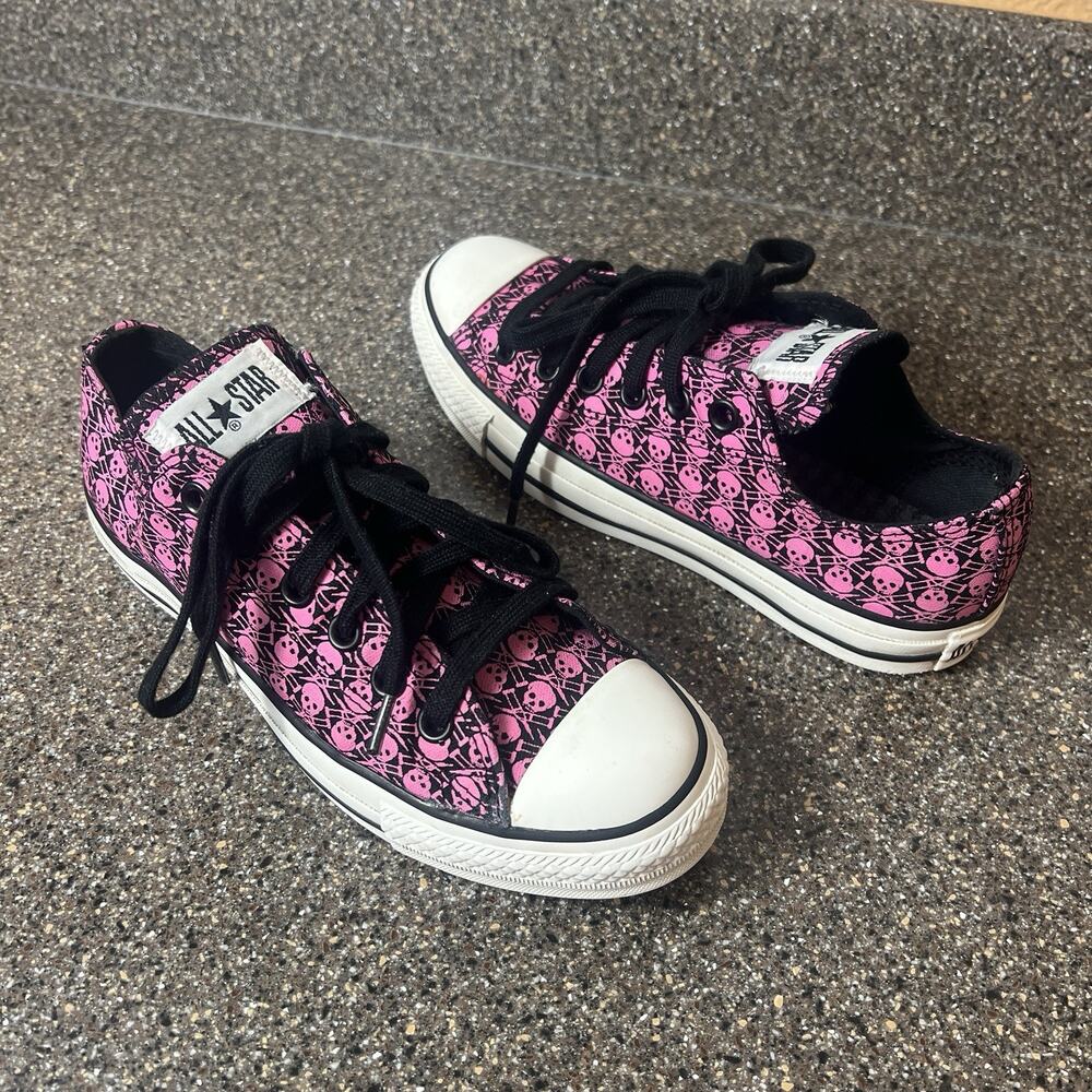 Converse All Star Lace Up Low Top Womens 7 Pink Aliens Canvas Shoes Mens 5